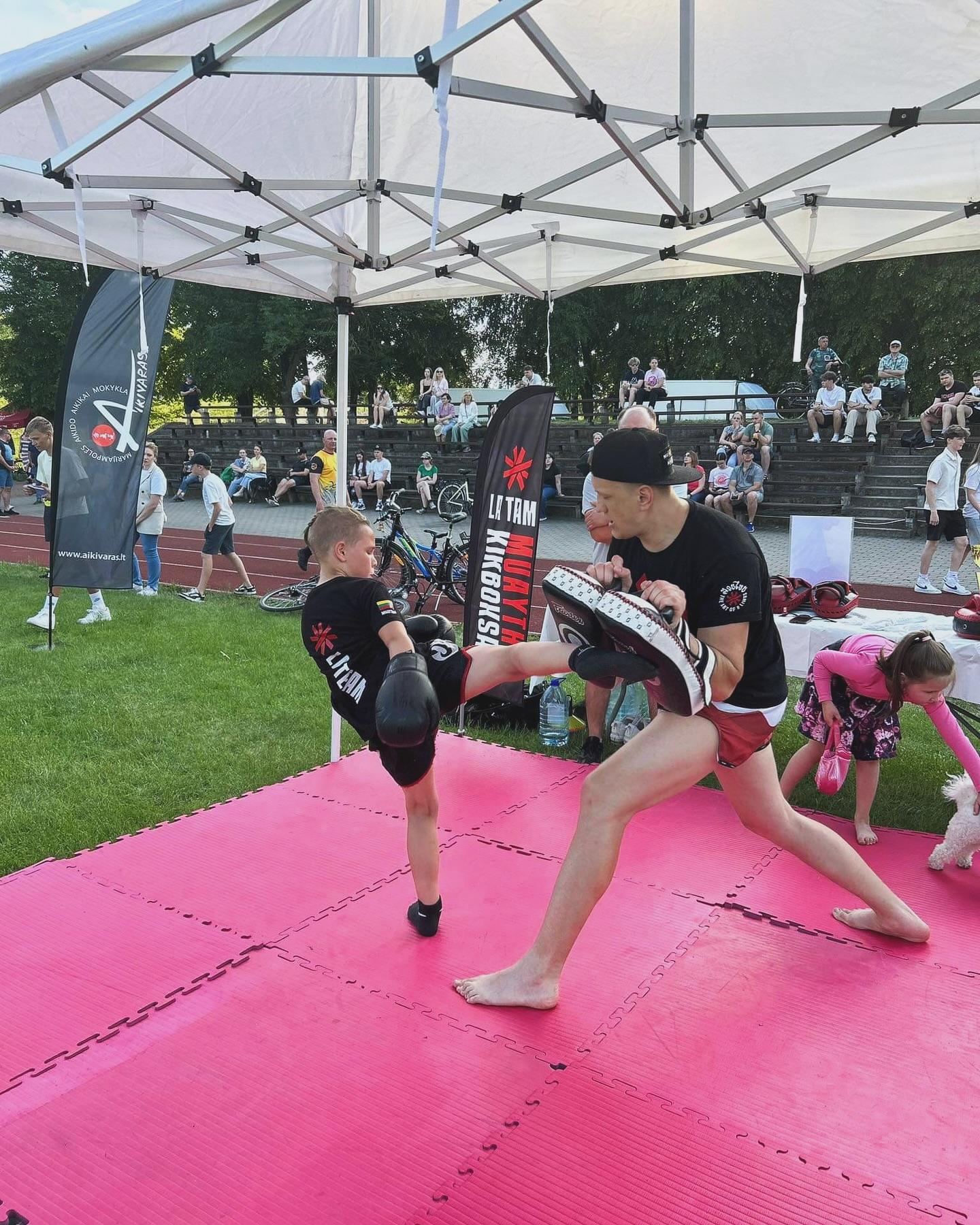 Muaithai kovos meno treniruotės | vaikai 5 – 12 m.