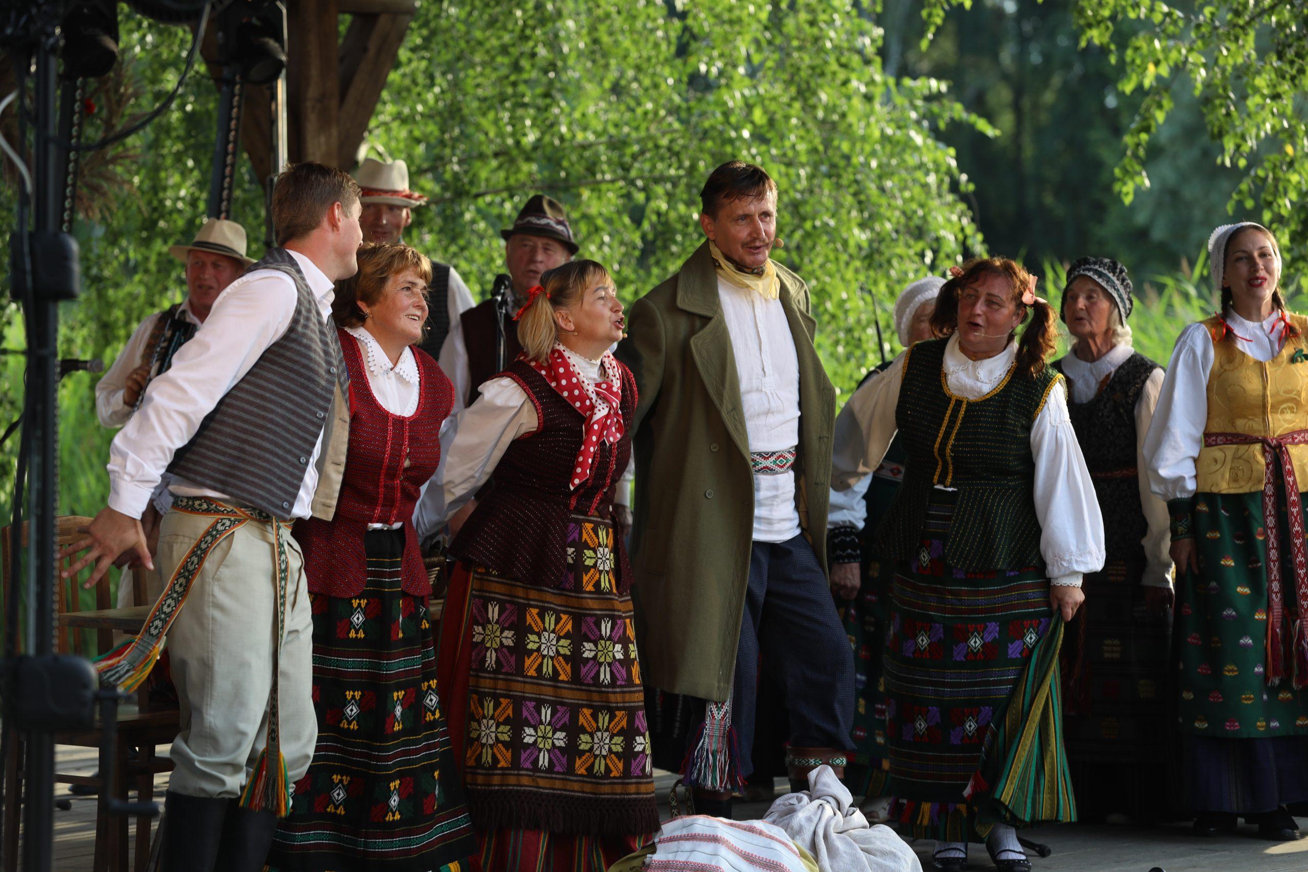 Plutiškių mėgėjų teatras "Pluta"