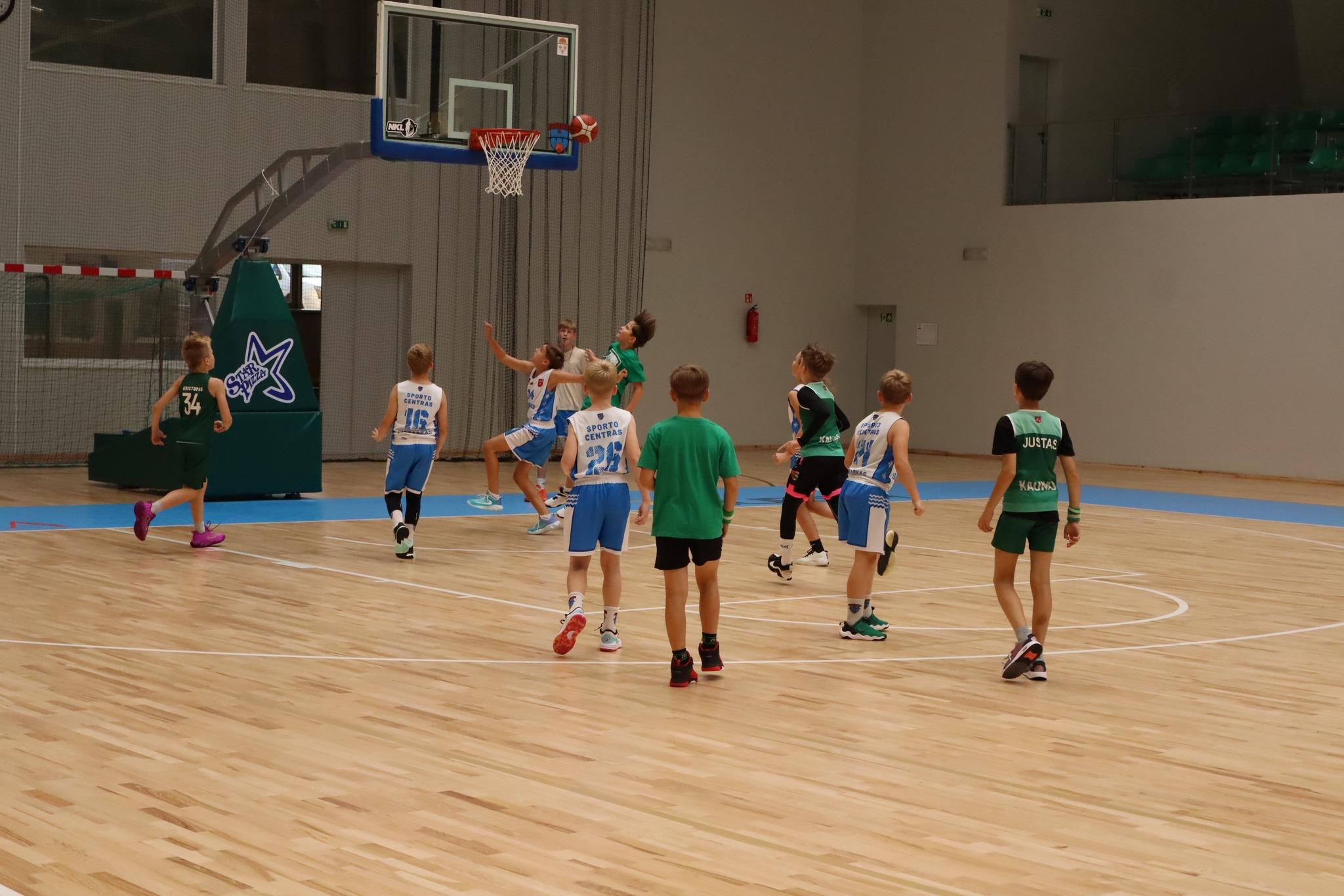 Krepšinio antrų metų pradinio rengimo 2017 m. (PR2) grupė | Treneris Povilas Valaitis
