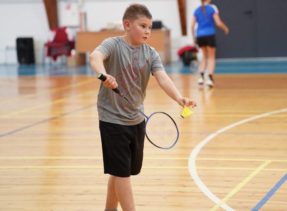 Badmintonas - neformaliojo sportinio ugdymo pradedančiųjų grupė