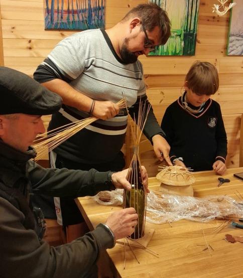 Edukacinis užsiėmimas "Pynimas iš vytelių"