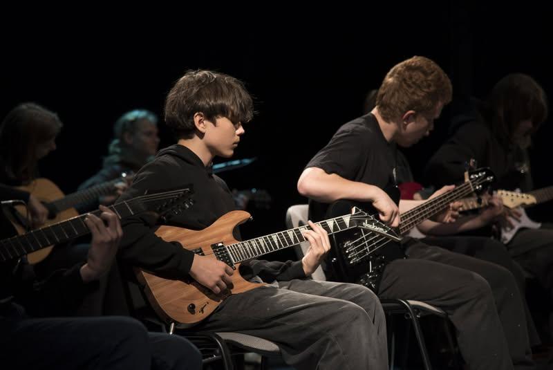 Gitara III gr.