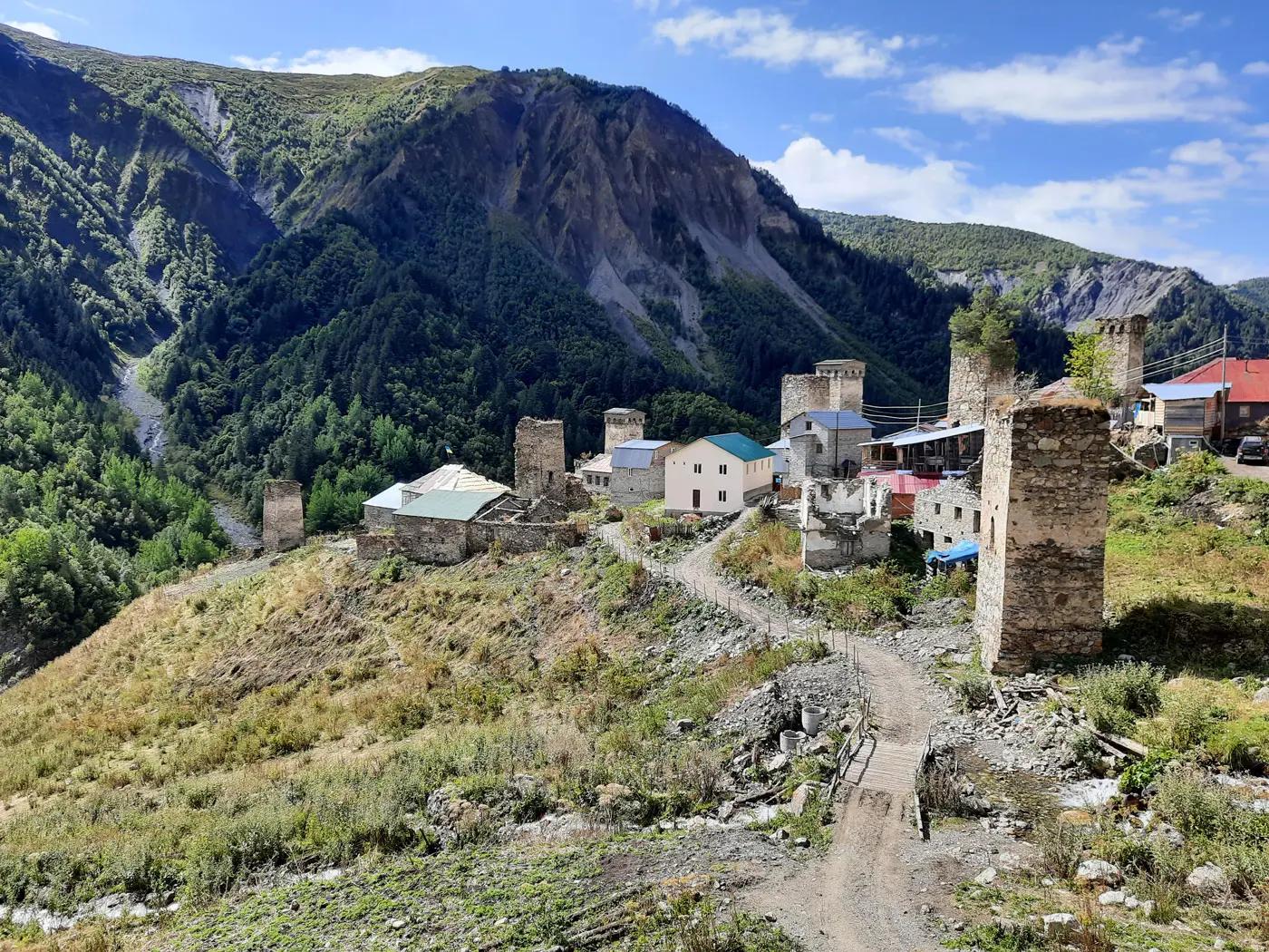 ŽYGIS PĖSČIOMIS | SAKARTVELAS. SVENETIJA, KAZBEKAS (MTSKHETA-MTIANETIJA), KACHETIJA.