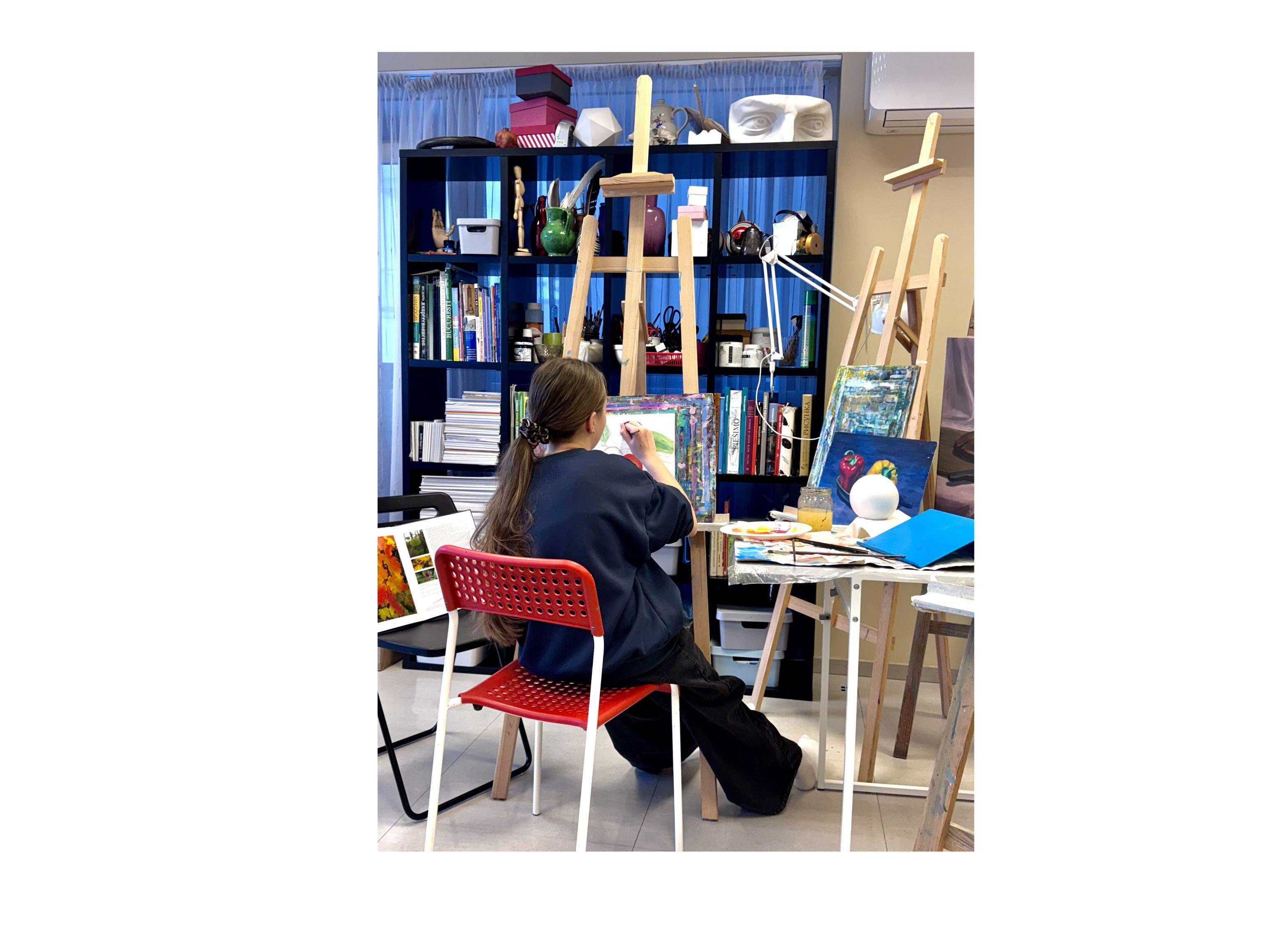 Piešimo ir tapybos pamokos  7- 12 m. vaikams Riešėje. Dailės studija „Linksmos spalvos“