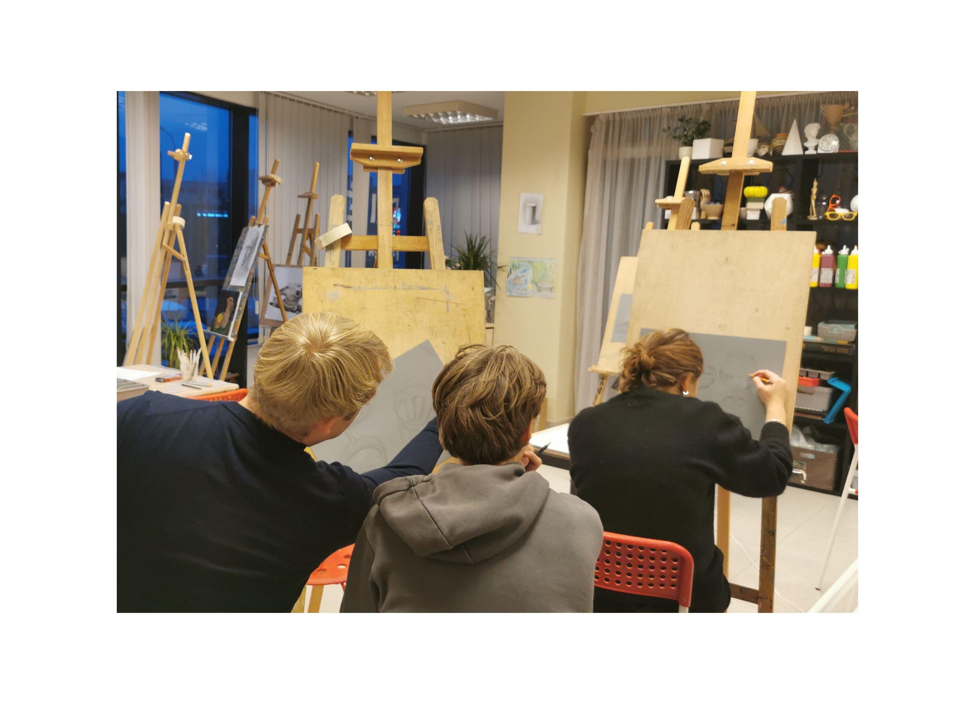 Akademinis piešimas 12–17 metų moksleiviams GRUPĖ P.2.1. Antradieniais