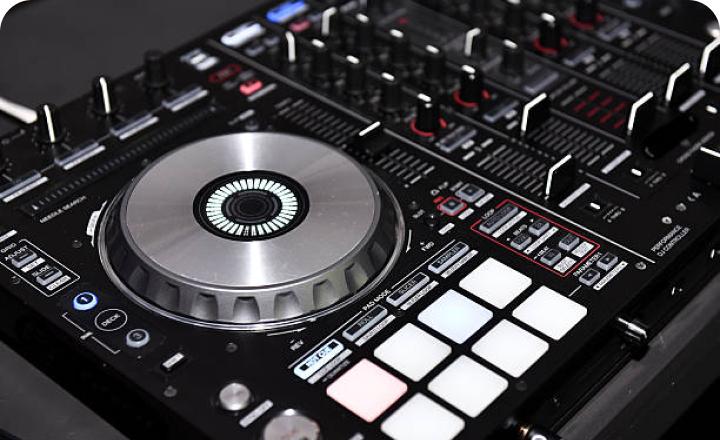 Kursas pradedatiesiems „DJ kontroleriai“