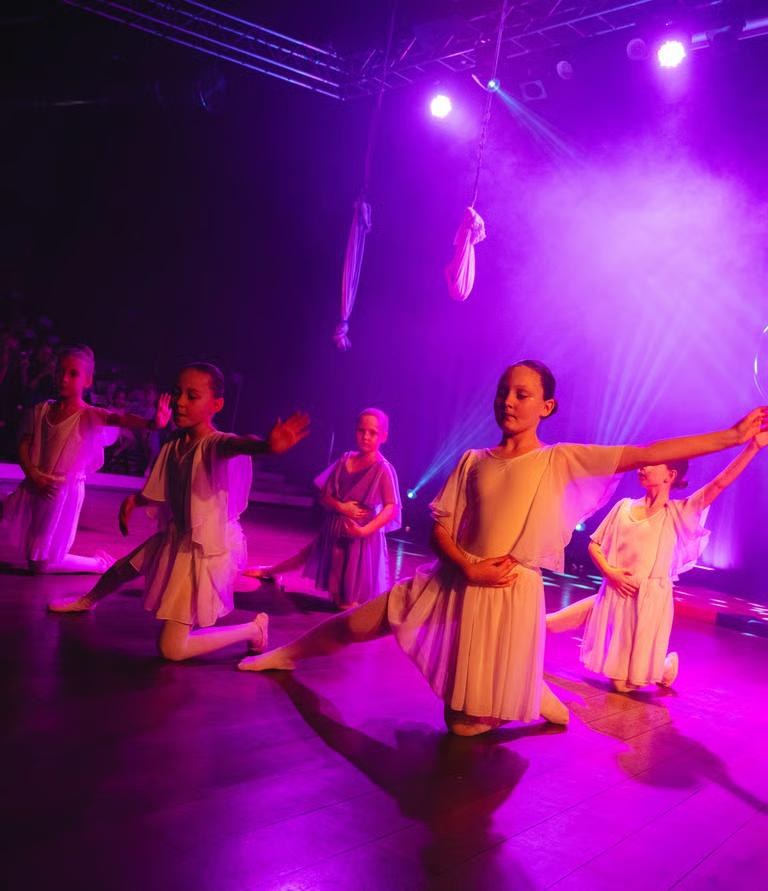 Šokio gimnastika | Grupė „SUKINYS“
