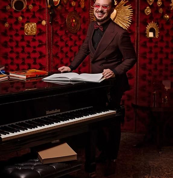 Fortepijono ir muzikos meistriškumo pamokos su Vytautu Straižiu