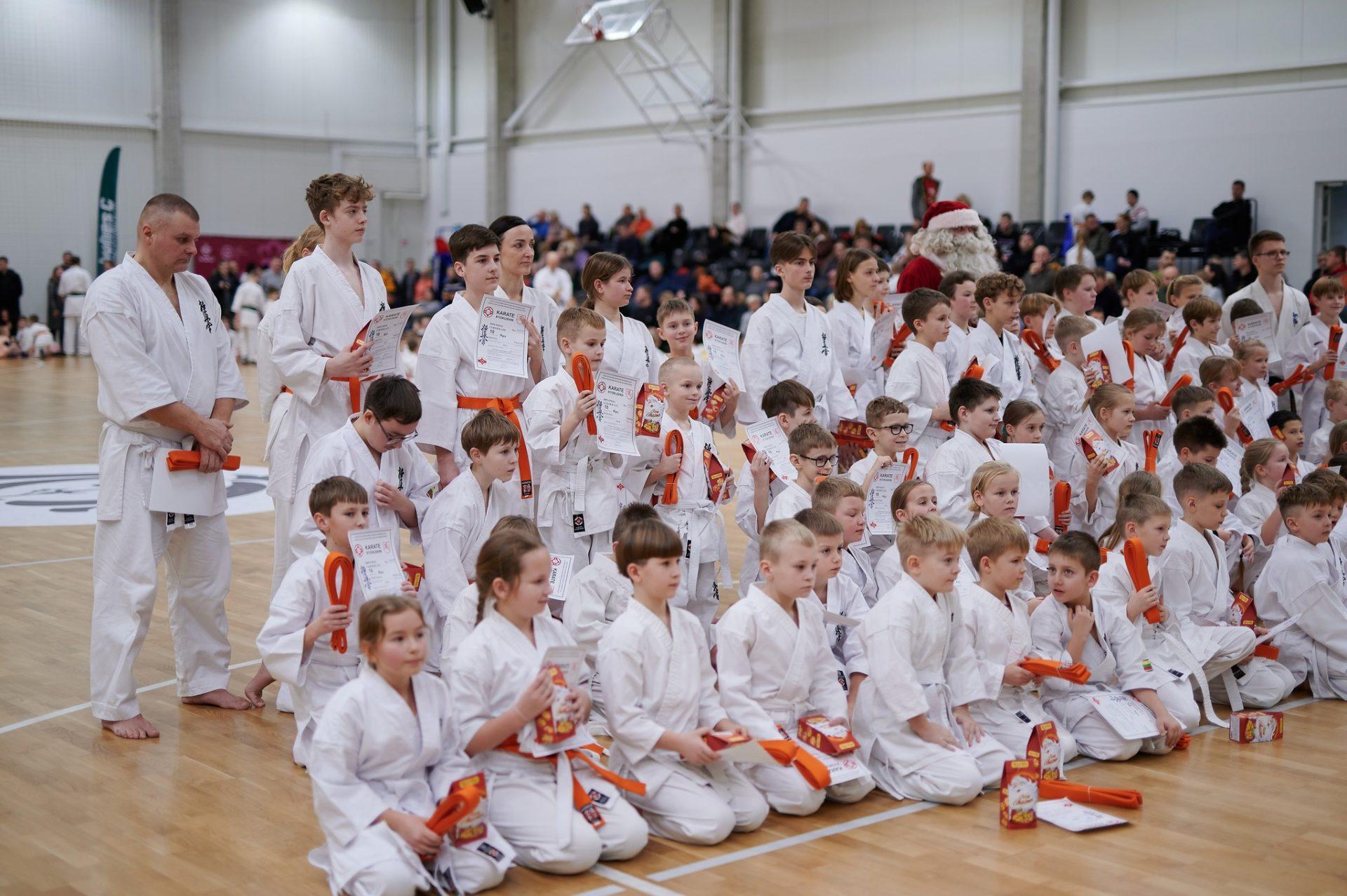 Karate treniruotės |  Vaikai (5-7 m.) | Trenerės Simona , Ieva