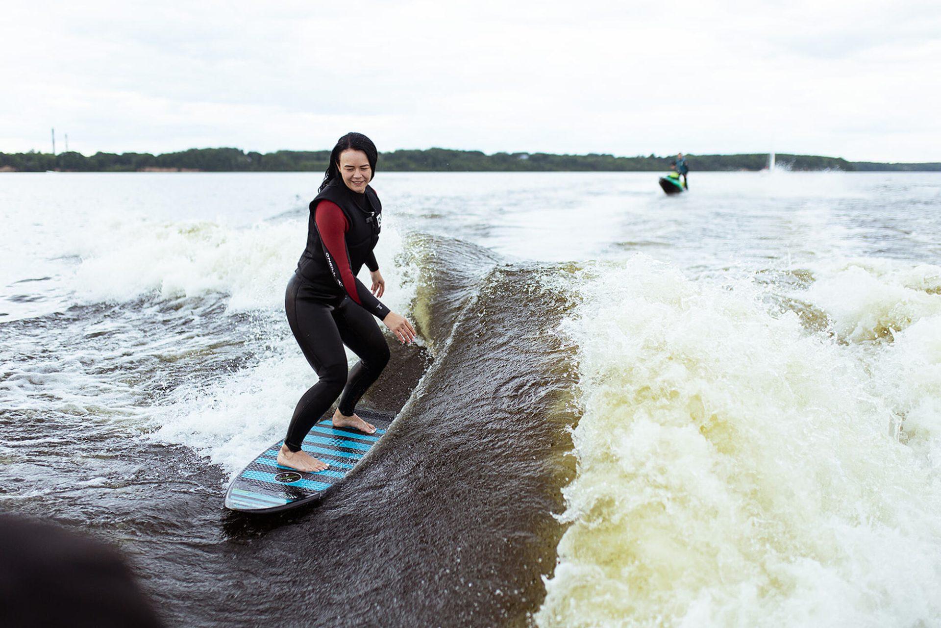 Wakesurfinimo pamoka Kauno mariose