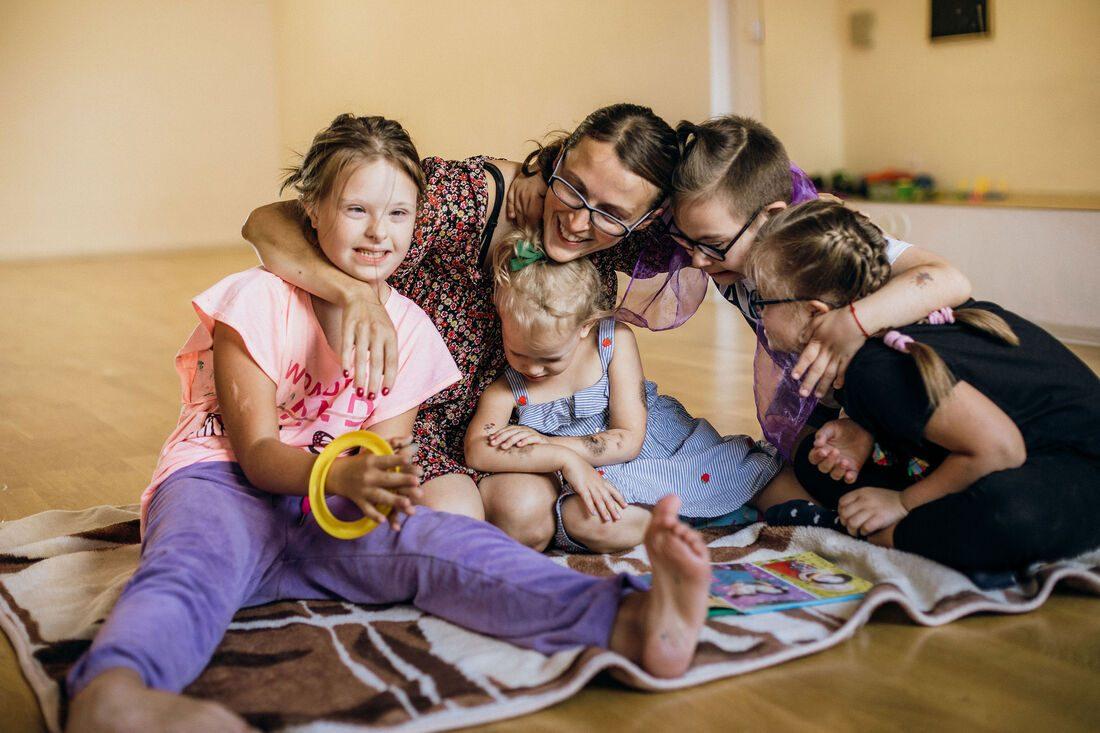 ĮTRAUKIOS KŪRYBINĖS ŠOKIŲ IR JUDESIO DIRBTUVĖS VAIKAMS