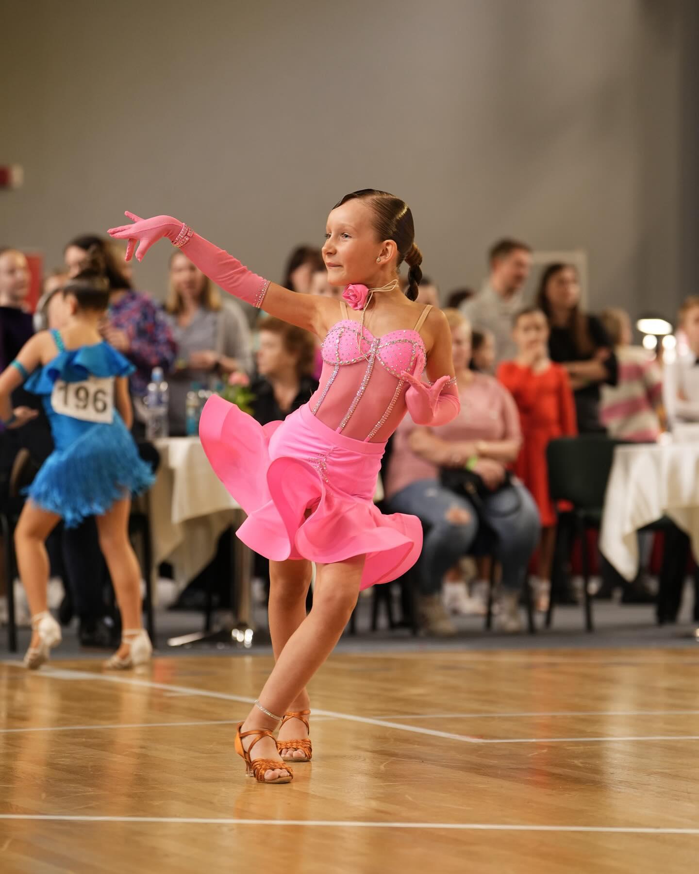 Sportiniai šokiai. Kūno ir sielos lavinimas  (I pakopa).  Natalija Tokareva