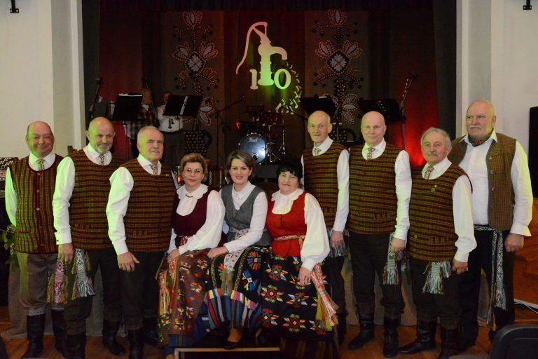 Pilviškių liaudiškos muzikos kapela „Pilvė“