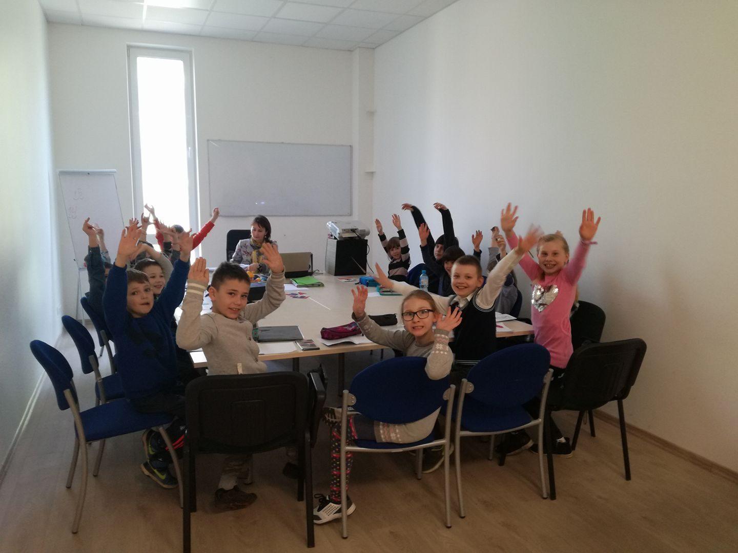Anglų kalbos kursai moksleiviams 7-10 m.