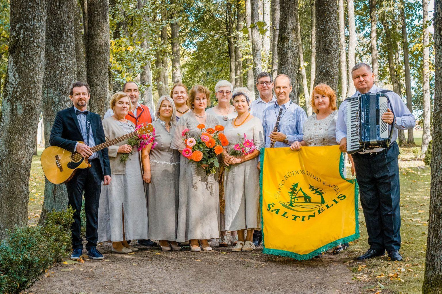 Liaudiškos muzikos kapela "Šaltinėlis"