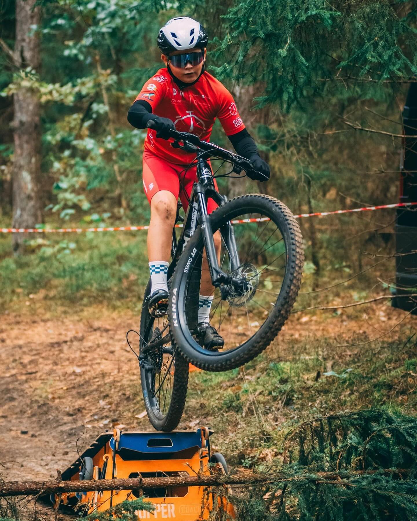 Dviračių treniruotės. 10-14 m. grupė