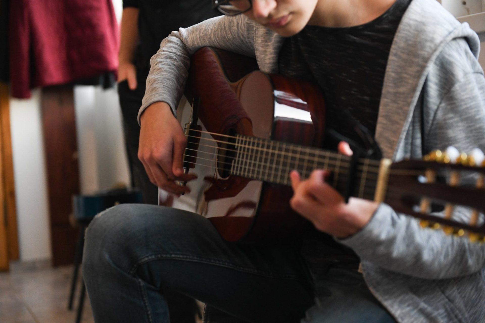Gitaros pamokos Kaune