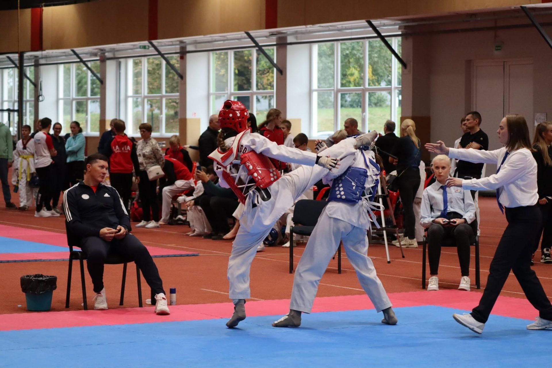 Taekwondo treniruotės | Paauglių grupė (12-16 m.)