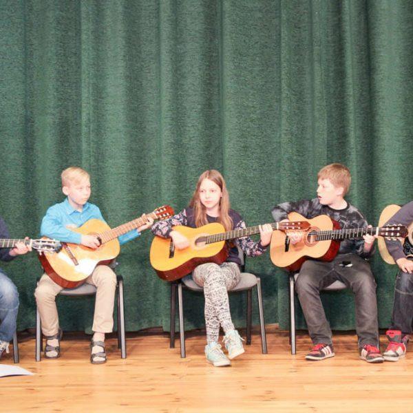 Grupiniai gitaros užsiėmimai | Stanevičiaus progimnazija