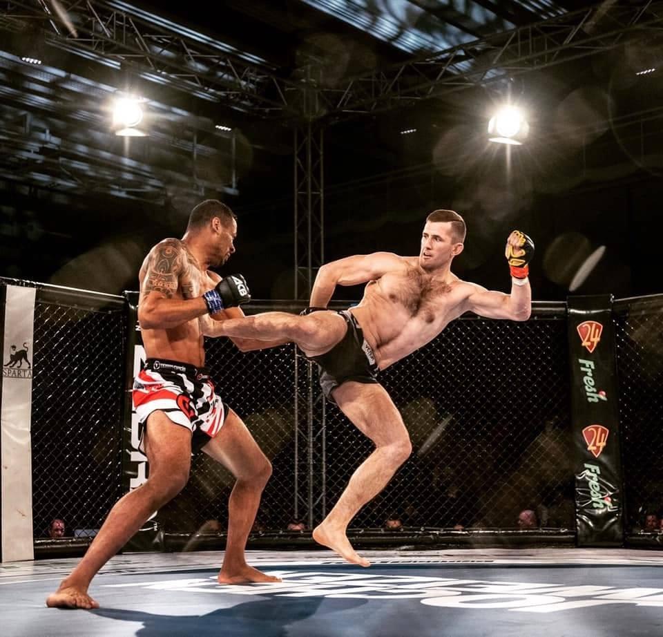 MMA treniruotės suaugusiems