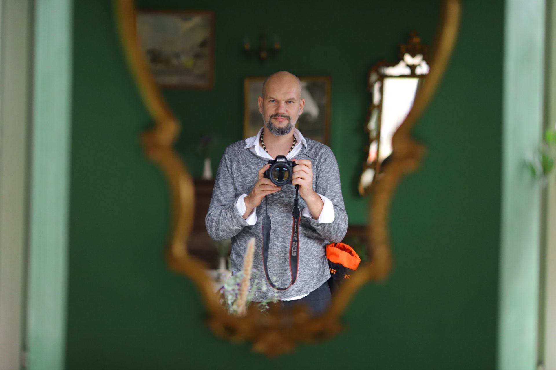 FOTOKURSAI ŽALIEMS – PAMIRŠK AUTO su Tomu Tumalovičiumi