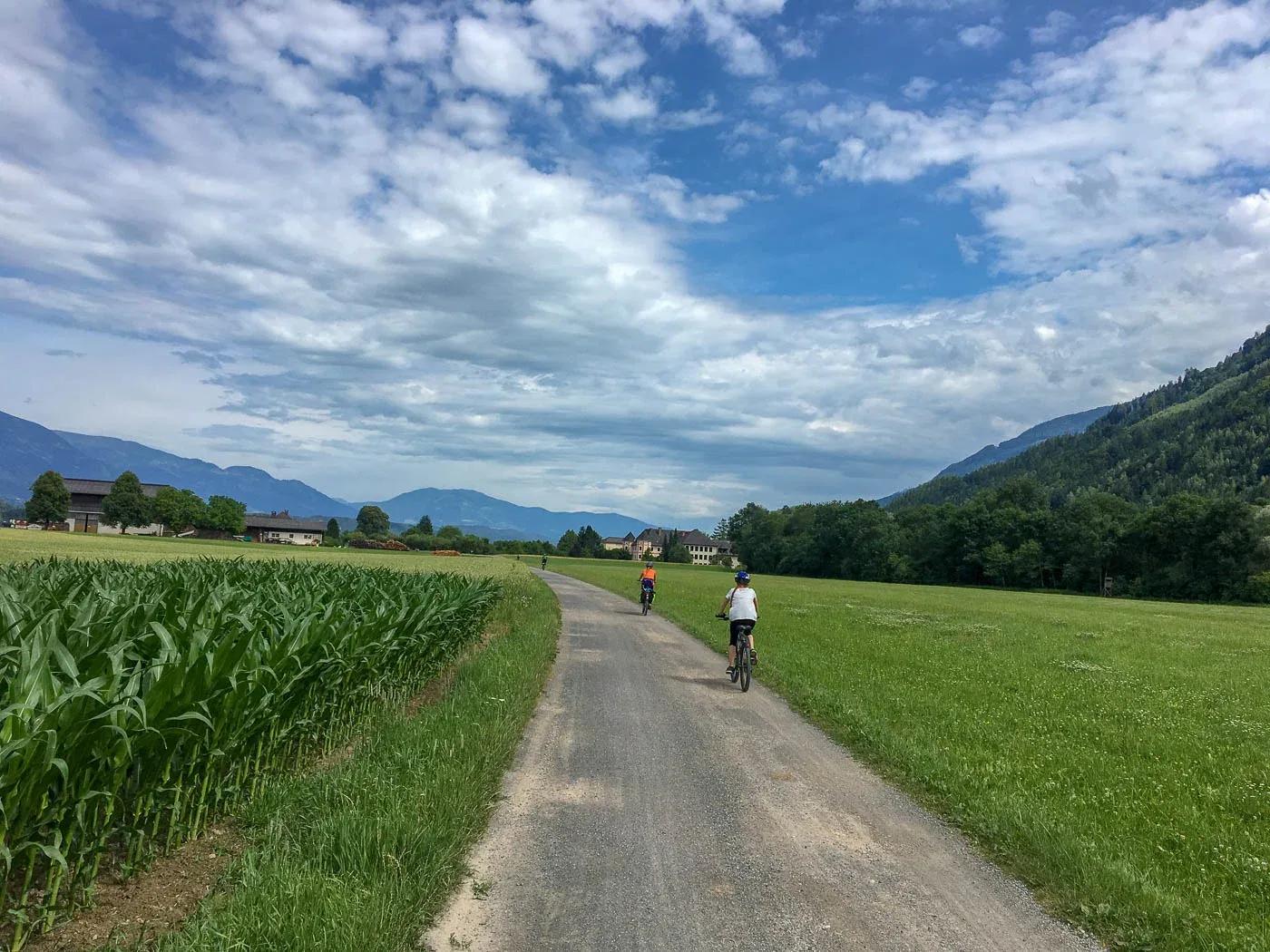 ŽYGIS DVIRAČIAIS AUSTRIJOJE IR ITALIJOJE | NUO MOCARTO MIESTO IKI ADRIJOS JŪROS