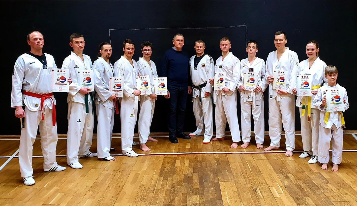 Taekwondo treniruotės | Suaugusių grupė (17+ m.)