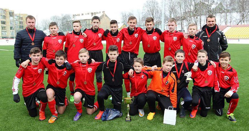 Futbolo treniruotės Naujojoje Vilnioje | 2002-2003 m. grupė