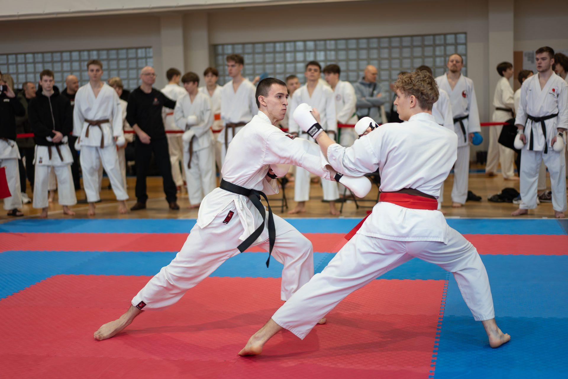 Shotokan karatė treniruotės | Karate Master